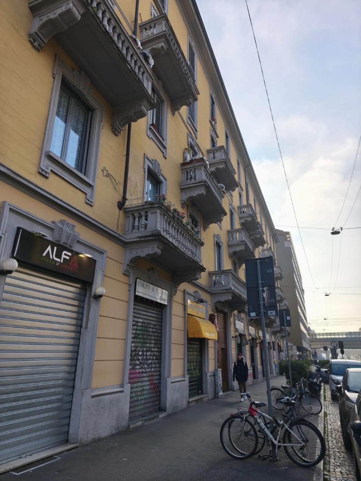 Peony House - 10 Min Duomo Apartment Milan Exterior photo